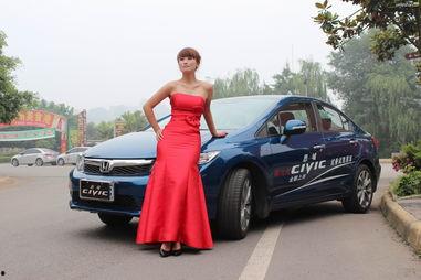 国产模特车拍照视频